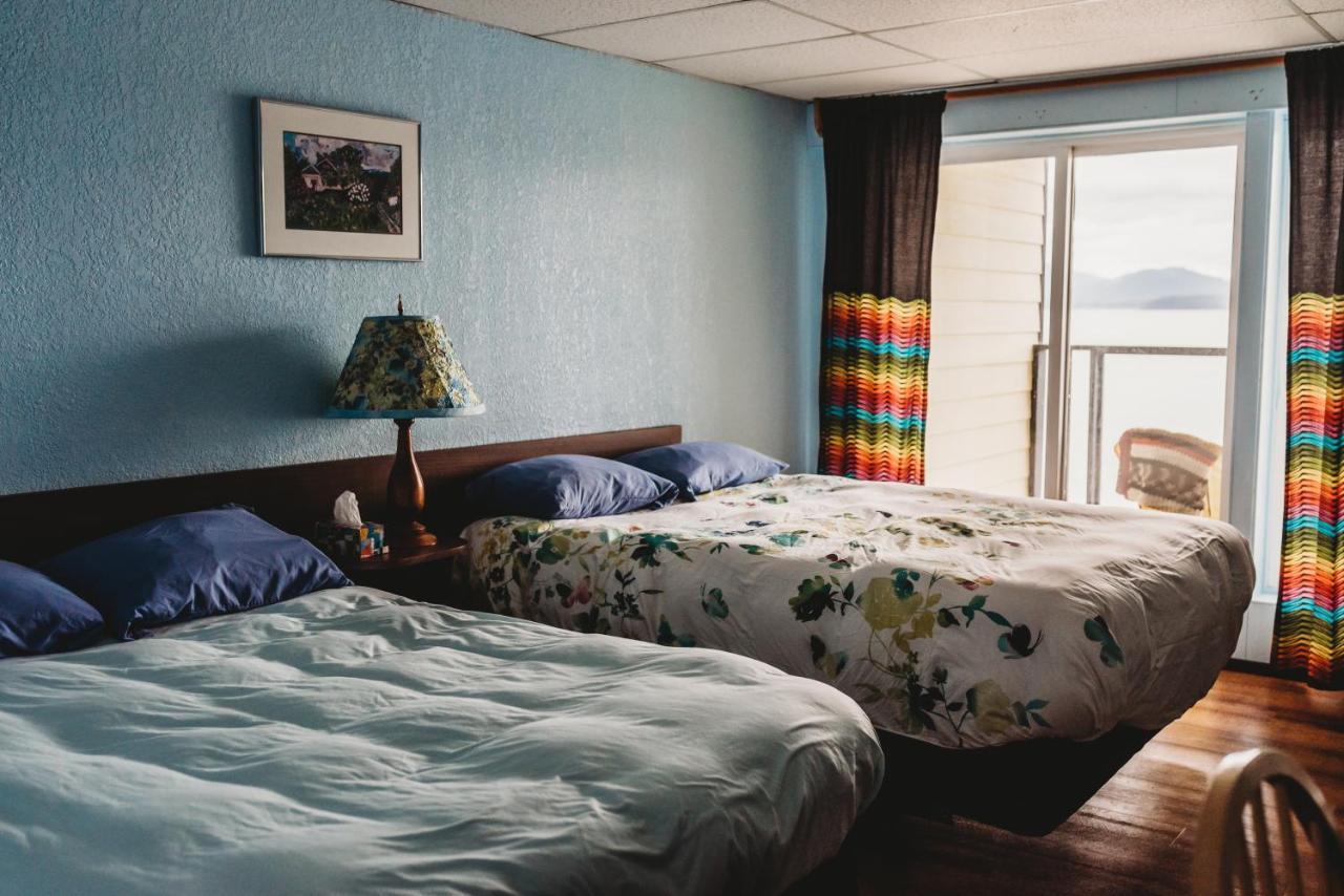 The Oceanfront Hotel Sointula Dış mekan fotoğraf